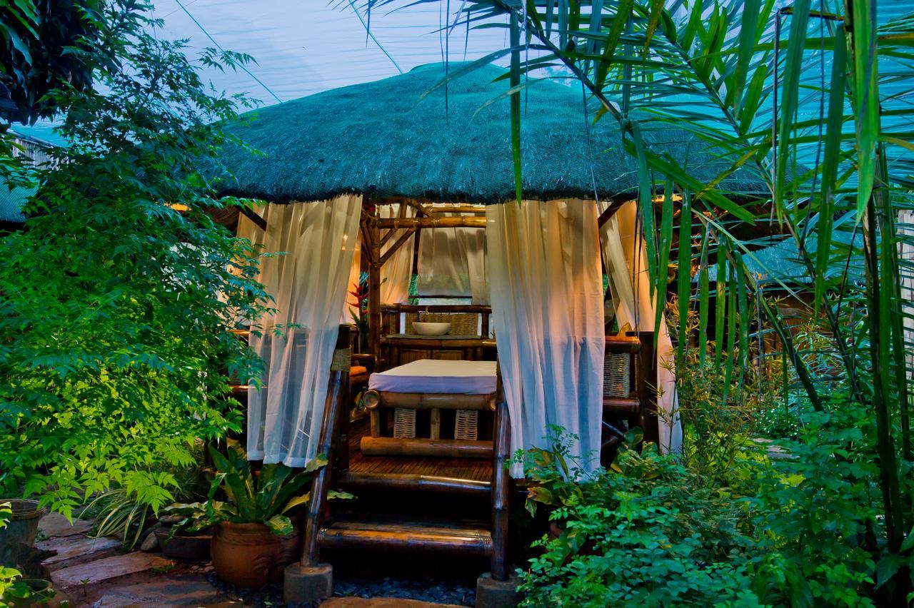 Oyo 678 Blessie'S Bed And Breakfast Puerto Princesa Exterior photo